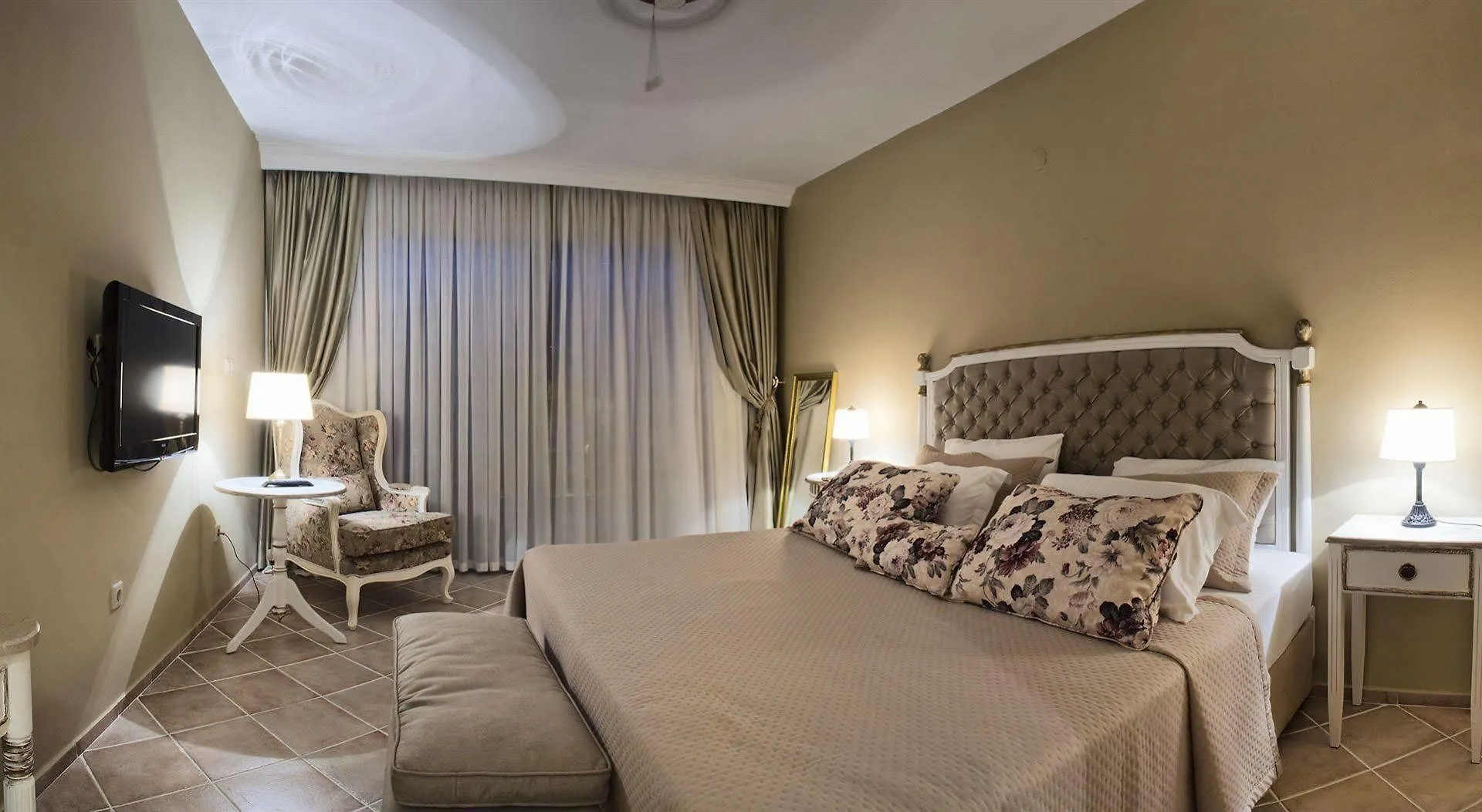 ***  Hotel Carina Κουσάντασι Τουρκία
